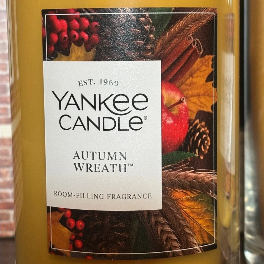 Yankee Candle Autumn Wreath Medium Duo!